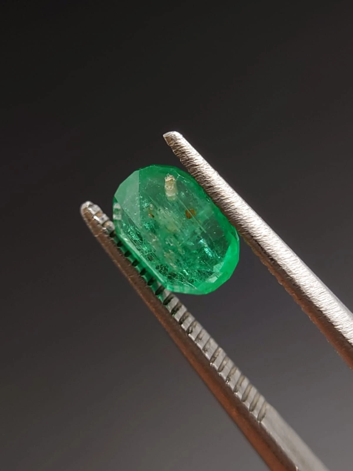0.85ct Natural Emerald From Panjshir Afghanistan — view 2